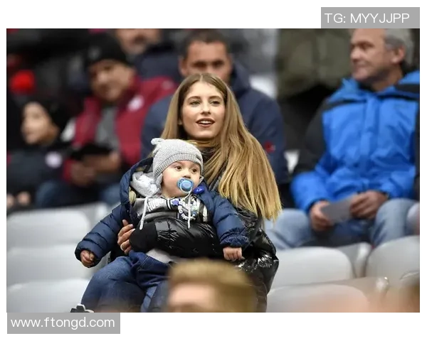 德国足球明星的传奇故事与不为人知的趣闻揭秘